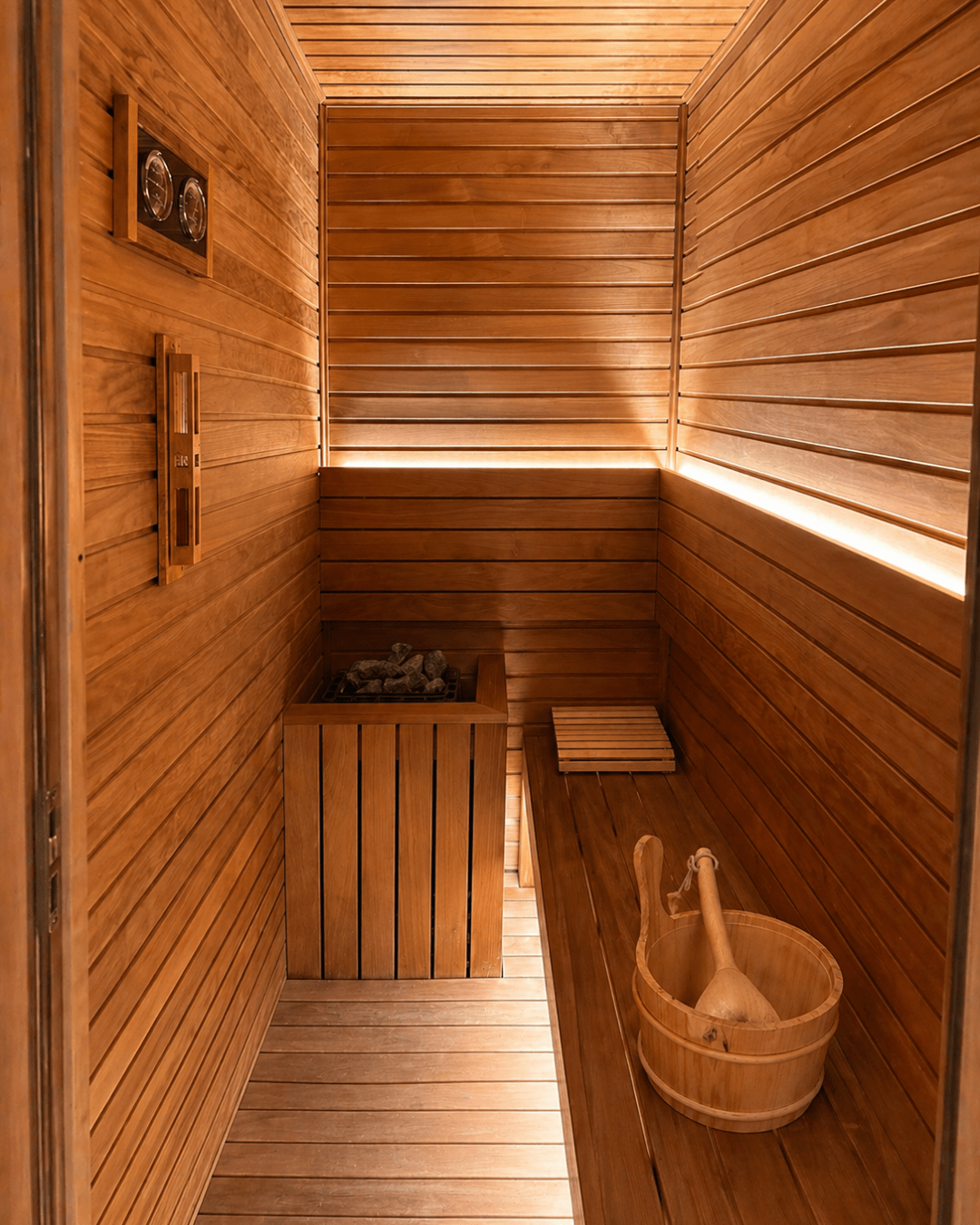 traditional-sauna-room